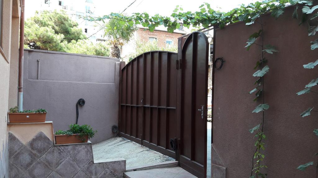Aparthotel Otin Tbilisi Exterior foto